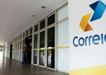 Correios lançam concurso com 33 vagas e salário de até R$ 6,8 mil