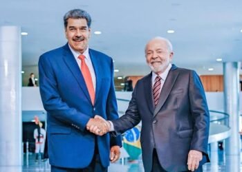 Amigo de Lula, ditador venezuelano promete “banho de sangue” em caso de derrota e  ironiza preocupação do presidente brasileiro: “Quem se assustou que tome chá de camomila”