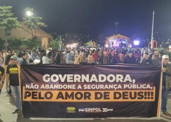 Em Caruaru, SINPOL protesta  contra a violência e valorização da Polícia Civil durante o ‘Festival Pernambuco Meu País’