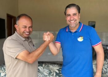 Agrestina: ex-vereador Júnior de Barra do Jardim retira candidatura ao Legislativo, rompe com Josuel Mendes e declara apoio a Thiago Nunes Agrestina: ex-vereador Júnior de Barra do Jardim retira candidatura ao Legislativo, rompe com Josuel Mendes e declara apoio a Thiago Nunes