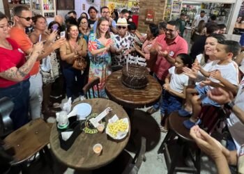 Marília Arraes Visita Gravatá em Apoio à candidatura de Rafael Prequé e celebra aniversário do aliado