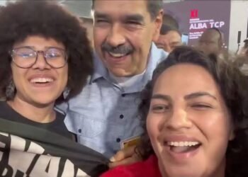 Após visita a Maduro na Venezuela, deputada Rosa Amorim defende suspensão da rede social “X” no Brasil e acusa Elon Musk de apoiar golpes de Estado