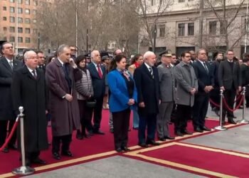 Lula é vaiado durante agenda oficial no Chile Lula é vaiado durante agenda oficial no Chile
