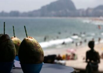 Rio chega a temperatura mais alta do inverno