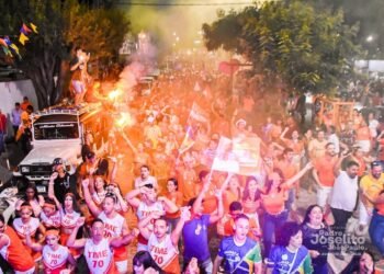 Joselito Gomes realiza passeata histórica em Gravatá a 15 dias das eleições