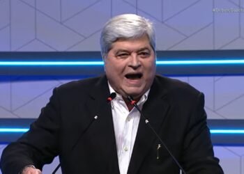 ‘Espero ter lavado a alma de milhões de pessoas’, diz Datena após cadeirada em Marçal