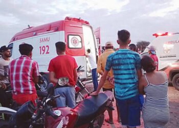 Estudante de 14 anos ataca colegas e comete suicídio em escola da Bahia