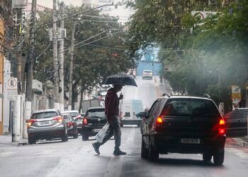 Capital paulista tem previsão de chuva forte para o período da tarde