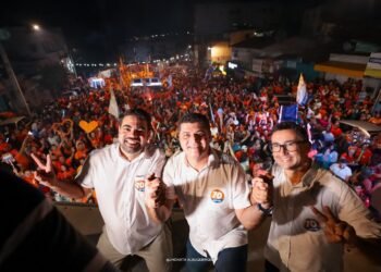 Sob a liderança de Diogo Alexandre, campanha de Sandro Advogado e Joel Gomes realiza maior comício e passeata da história de Chã Grande, confirmando tendência de vitória esmagadora 