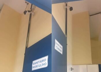 Polêmica: câmeras de vigilância são colocadas dentro de banheiros de escola pública estadual em Carpina