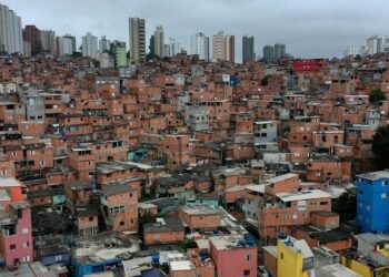 Caminhos da Reportagem destaca participação de periferias no G20