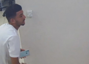 Insegurança em Pernambuco: em Recife, homem rouba celular dentro de prédio da Polícia Civil