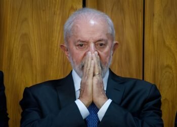 Desaprovação do governo Lula cresce e supera aprovação, diz Paraná Pesquisas