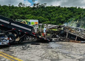 Corpos de vítimas de acidente em MG serão levados ao IML de BH