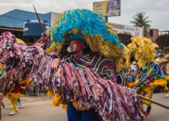 Maracatu rural de Nazaré da Mata leva tradição ao Paço do Frevo, no Réveillon do Recife