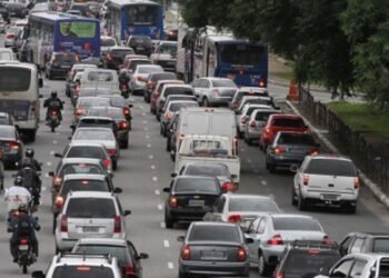 Polícia promove operação contra fraude na venda de veículos em SP