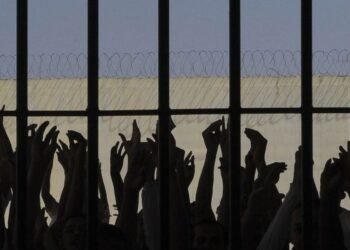 STF homologa plano para melhorar condições de presídios