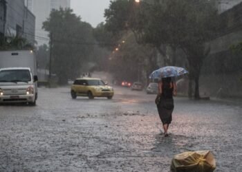 Tempestade deixa 660 mil casas sem luz na região metropolitana de SP