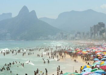Turistas brasileiros injetarão R$ 148 bi na economia durante o verão