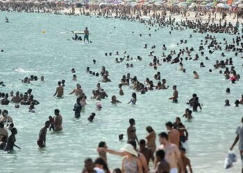 Verão começa hoje e previsão é de menos chuvas na maior parte do país