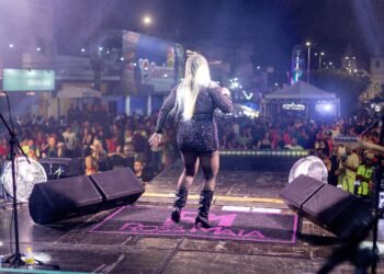 Limão com Mel, Cydia Lima e Rosa Maia fecham em grande estilo a Festa de São Sebastião em Chã Grande Limão com Mel, Cydia Lima e Rosa Maia fecham em grande estilo a Festa de São Sebastião em Chã Grande