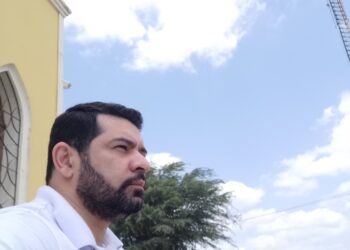 Opinião • Os apologistas da censura sob a égide de uma democracia da shopee Opinião • Os apologistas da censura sob a égide de uma democracia da shopee