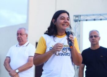 Por meio da secretaria de Obras, prefeitura  avança com programa de pavimentação, contemplando novas ruas