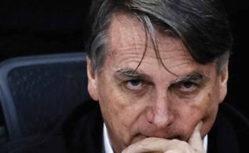PGR denuncia Jair Bolsonaro por participação em trama golpista PGR denuncia Jair Bolsonaro por participação em trama golpista