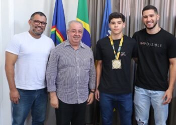 Atletas gravataenses Enzo e Enrique Torres conquistam medalhas no Campeonato Brasileiro Interclubes de Wrestling e garantem vaga para o Panamericano 2025