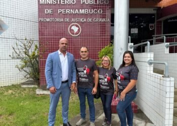 Anderson Correia discute políticas públicas com protetores no Ministério Público em Gravatá