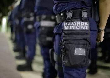 STF decide que guardas municipais podem fazer policiamento urbano