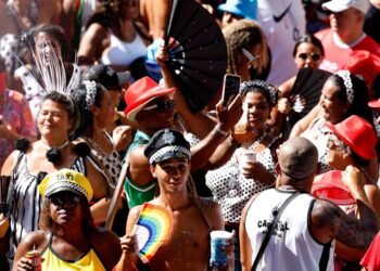 Foram apreendidos mais de 2 mil itens irregulares no carnaval do Rio