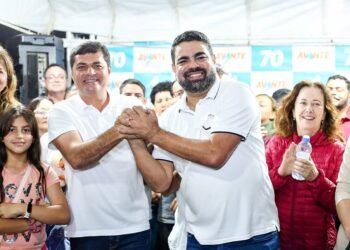 Prefeito Sandro advogado homenageia Diogo Alexandre em seu aniversário: “grande amigo e maior prefeito da história de Chã Grande”