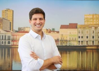 Os sinais de João Campos para as eleições 2026