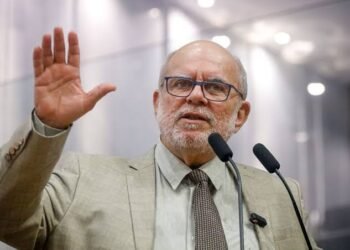 A pedido de Waldemar Borges, Comissão de Justiça da Alepe pede informações a Raquel Lyra sobre novo pedido de empréstimo de mais de R$ 1,5 bilhão
