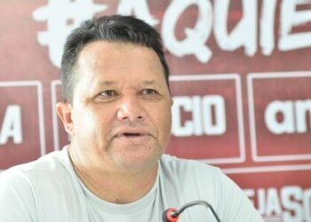 Kuki, ex-atacante do Náutico e ídolo do futebol pernambucano, é internado com quadro de AVC
