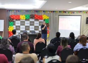 Semana do MEI tem início com palestra sobre Atendimento ao Cliente em Gravatá Semana do MEI tem início com palestra sobre Atendimento ao Cliente em Gravatá