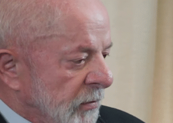 Lula comemora “crescimento de renda e redução da desigualdade” no Brasil