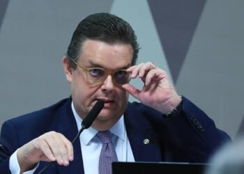 O comportamento de Wolney Queiroz no Senado em meio ao escândalo do INSS: fragilidade emocional ou culpa que condena? O comportamento de Wolney Queiroz no Senado em meio ao escândalo do INSS: fragilidade emocional ou culpa que condena?