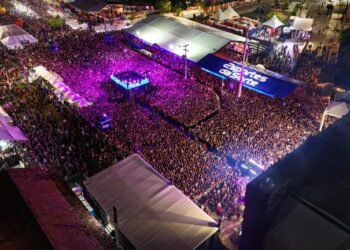 São João de Gravatá: mar de gente no Pátio de Eventos em noite com Myllena Dantas, João Gomes, Joyce Alane e Luan Santana