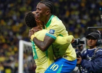 Brasil vence o Paraguai e vai à Copa de 2026