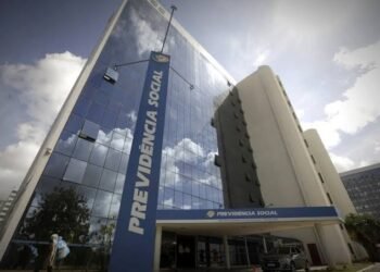 AGU pede ao STF que suspenda ações contra União por fraude no INSS