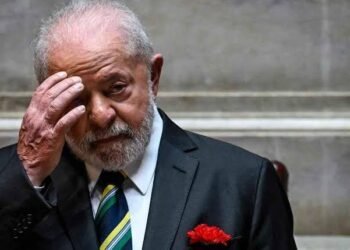 Congresso derruba veto de Lula e retoma pensão vitalícia às vítimas do Zika Congresso derruba veto de Lula e retoma pensão vitalícia às vítimas do Zika
