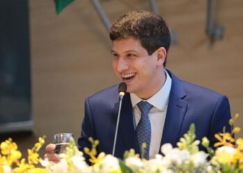 João Campos recebe aval da Câmara do Recife para contratação de empréstimo de R$ 900 milhões