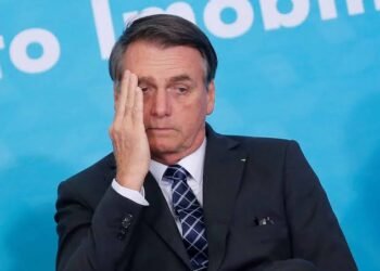 Bolsonaro volta a passar mal e cancela compromissos em Brasília por recomendação médica