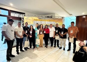 Câmara de Chã Grande participa do Congresso Nacional de Gestores Públicos e Legisladores em Maragogi-AL Câmara de Chã Grande participa do Congresso Nacional de Gestores Públicos e Legisladores em Maragogi-AL