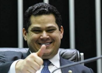 ‘Nem com 81 assinaturas pauto o impeachment de ministro do STF’, diz Alcolumbre