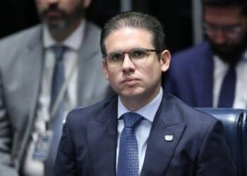 Motta indica afastamento de cinco deputados bolsonaristas por ocupação da Mesa Diretora da Câmara 