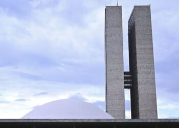 CCJ do Senado vota nesta quarta parecer contrário à PEC da Blindagem