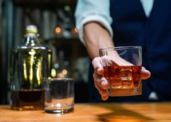 Pernambuco chega a 22 casos suspeitos de intoxicação por metanol em bebidas alcoólicas